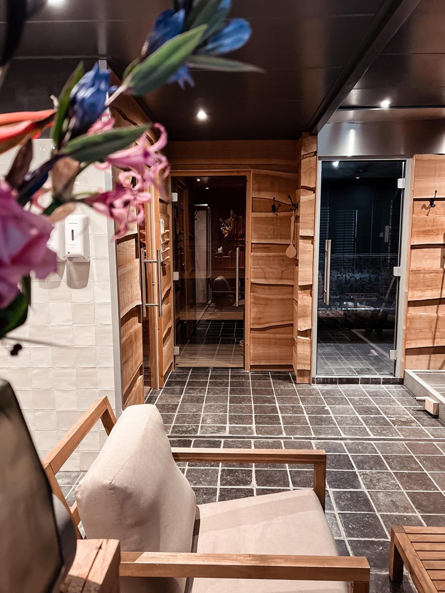 Betuwsch Badhuys Bed & Breakfast Lienden ภายนอก รูปภาพ